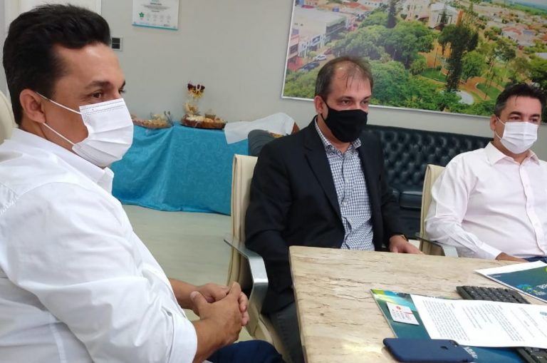 Diretor da Seara Alimentos visitou o prefeito Betinho Lima Tribuna da Região